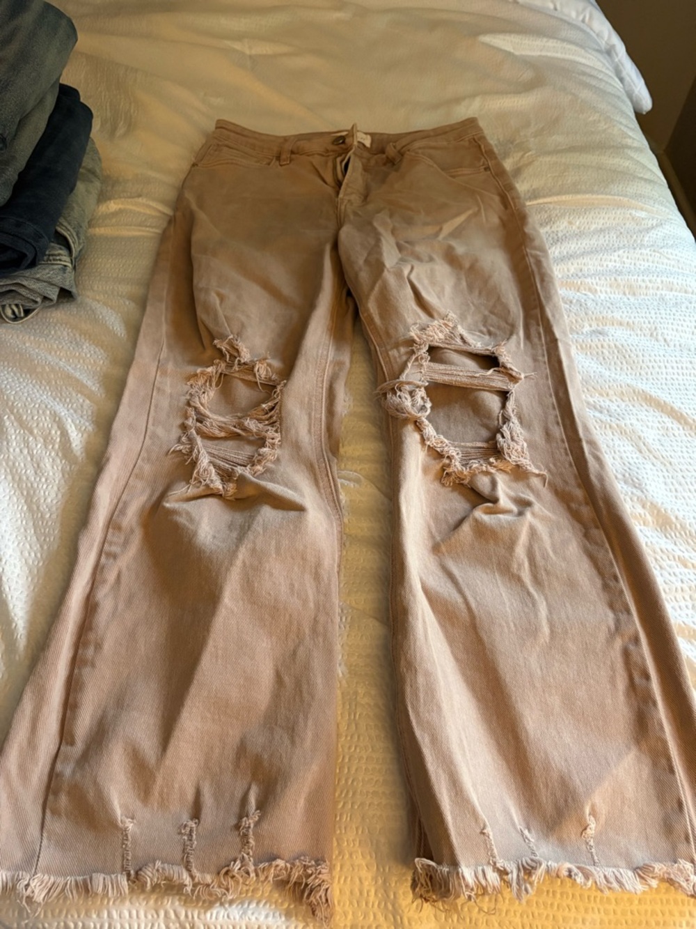 Distressed Risen brand Frayed Hem Ripped Knee Jeans - Blush color